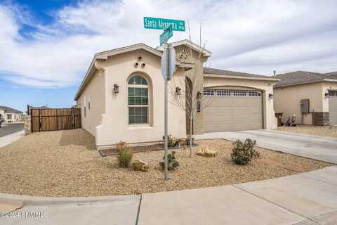 3905 Santa Alexandra Road, Las Cruces, NM 88012