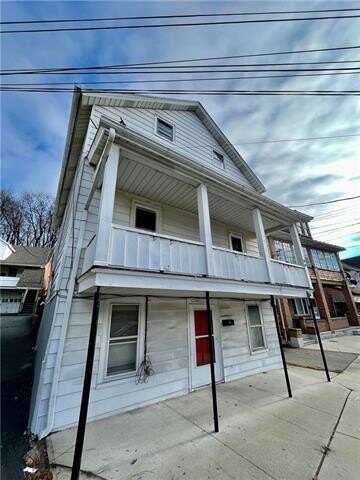 89 North Main Street, Bangor, PA 18013