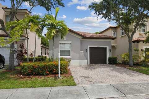 1270 NE 39th Ave, Homestead, FL 33033