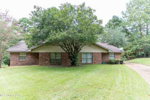 103 Lindale Circle, Clinton, MS 39056