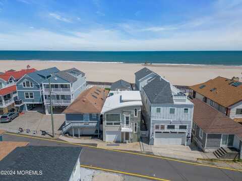 6 Danby Place, Point Pleasant Beach, NJ 08742