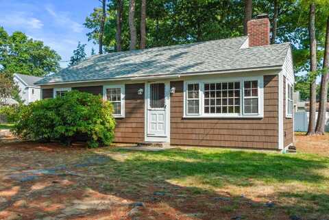 22 Cranberry Street, Wells, ME 04090