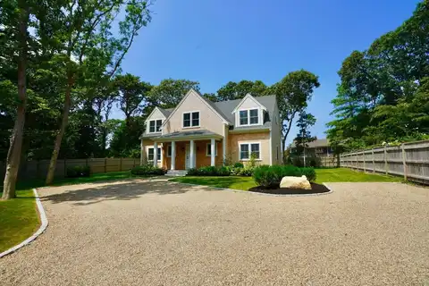 5 Ogden Lane, Edgartown, MA 02539