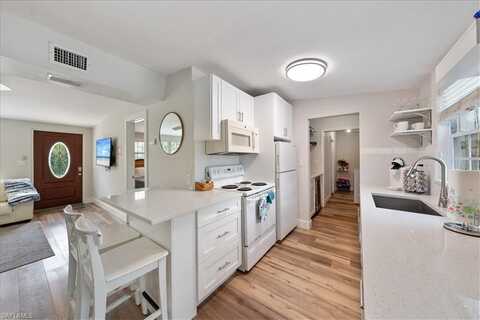 1280 Embassy, NAPLES, FL 34104