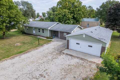 302 N 1st Street, Secor, IL 61771