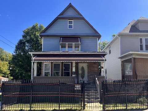 653 N LEAMINGTON Avenue, Chicago, IL 60644