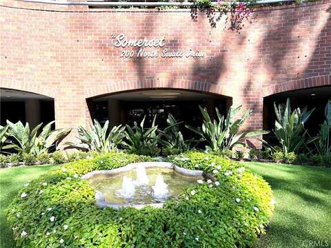 200 N Swall Drive, Beverly Hills, CA 90211