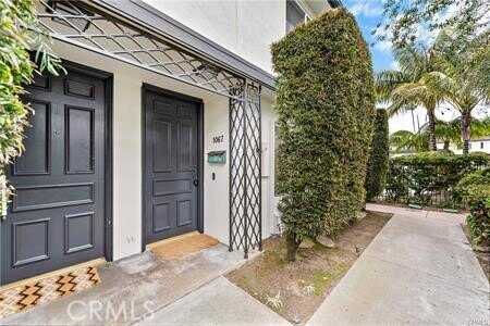 1067 Dover Drive, Newport Beach, CA 92660