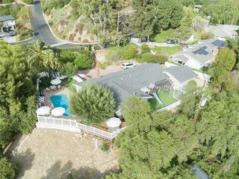 10556 Greenbrier Road, Santa Ana, CA 92705