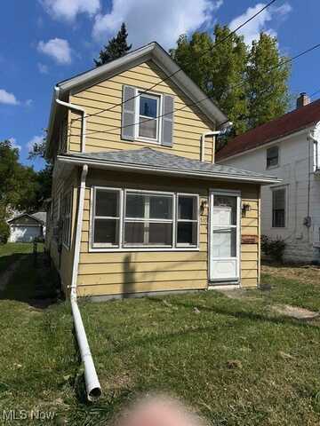 535 Beacon Street, Akron, OH 44311