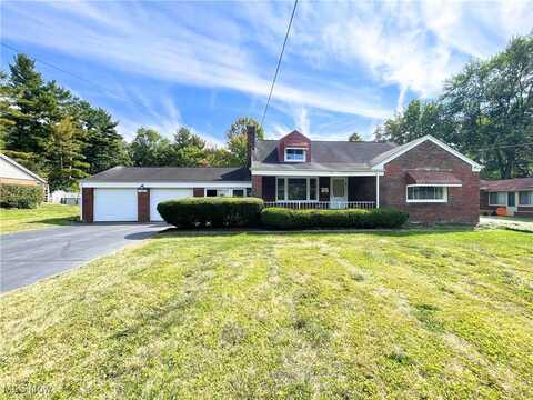 2939 Howell Drive, Poland, OH 44514