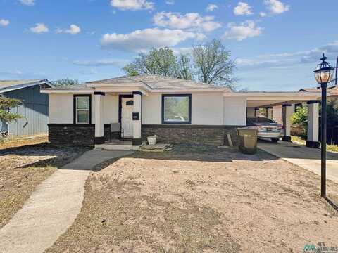 1004 Thomas Street, Carlsbad, NM 88220