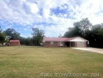 210 W Creek Avenue, Krebs, OK 74554