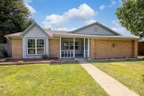 424 Quail Hollow Drive, Mesquite, TX 75150