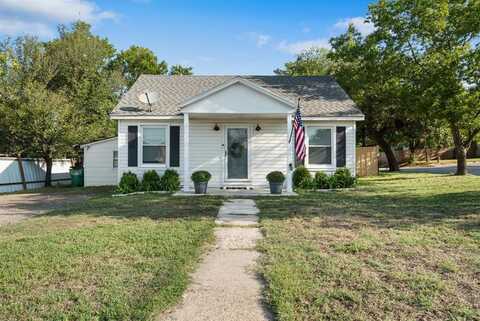 1305 Court Circle, Bridgeport, TX 76426