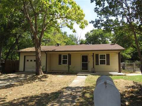 1121 Peak Street, Denton, TX 76201