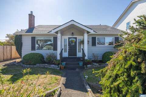 261 W Spruce Street, Sequim, WA 98382