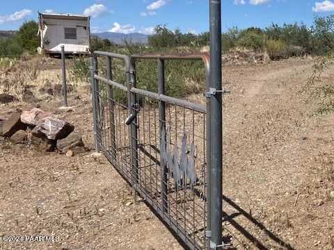 20930 Cayuse Lane, Cordes Lakes, AZ 86333