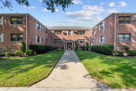 15520 86th St, Howard Beach, NY 11414