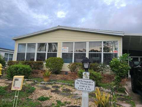 19614 Woodfield Circ, Fort Myers, FL 33917