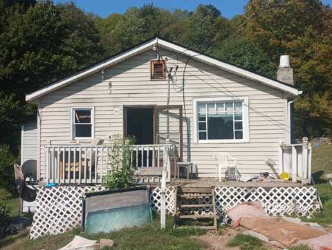 115 Abrams Drive, Belington, WV 26250