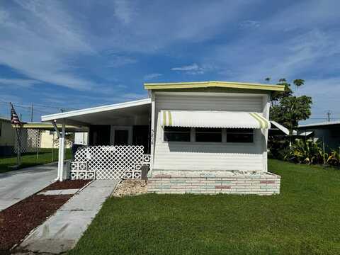 5208 5th Street Circle West, Bradenton, FL 34207