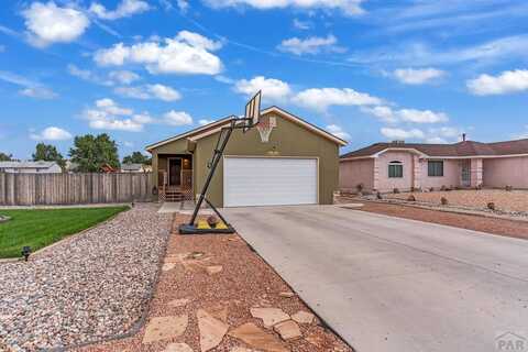 758 Aguilar Dr, Pueblo, CO 81007