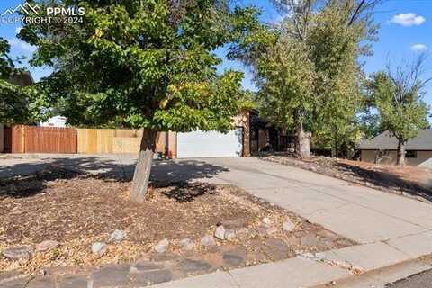 330 Crystal Hills Boulevard, Manitou Springs, CO 80829