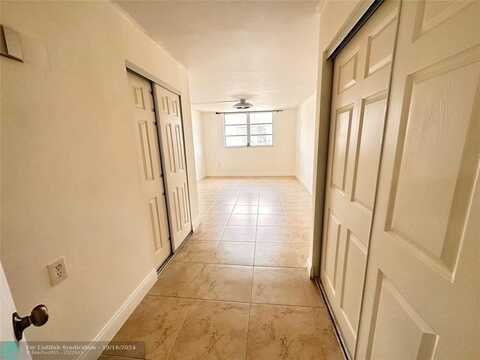 3725 NE 169th St, North Miami Beach, FL 33160