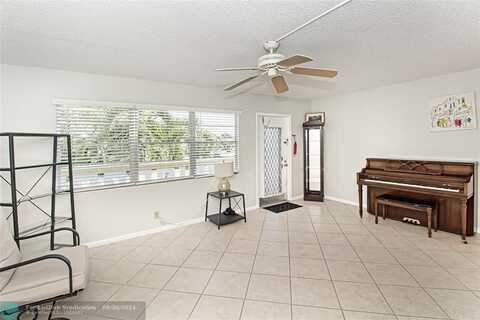 2086 Harwood F, Deerfield Beach, FL 33442