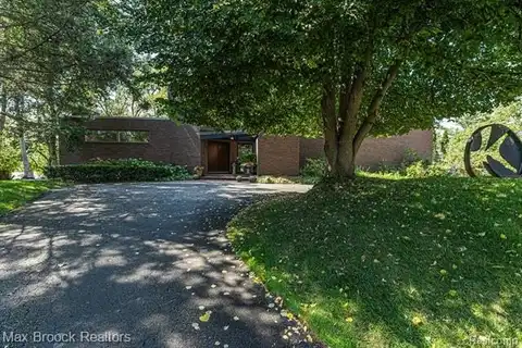 3951 SHELLMARR Lane, Bloomfield Hills, MI 48302