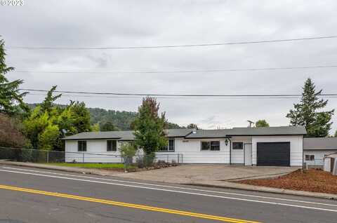 2249 NW TROOST ST, Roseburg, OR 97471