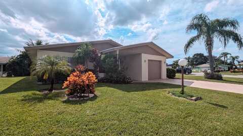 3831 Da Vinci Circle, West Palm Beach, FL 33417