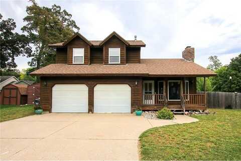 703 Shady Ridge Road NW, Hutchinson, MN 55350