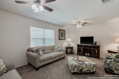 11530 N Peak, San Antonio, TX 78245