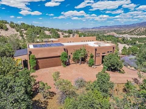 13 Tesuque Vista, Santa Fe, NM 87506