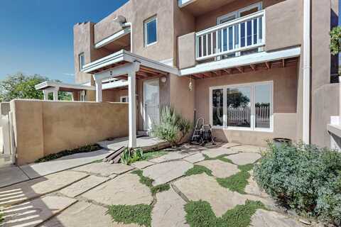 501 Rio Grande Avenue, Santa Fe, NM 87501