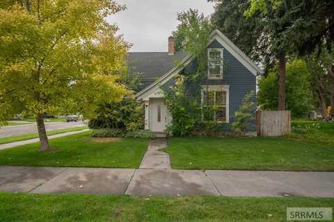 290 Walnut Street, IDAHO FALLS, ID 83402