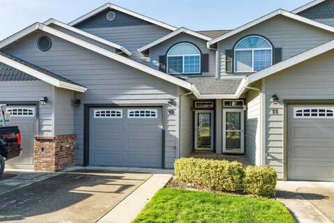 3855 Dover Ridge, Medford, OR 97504