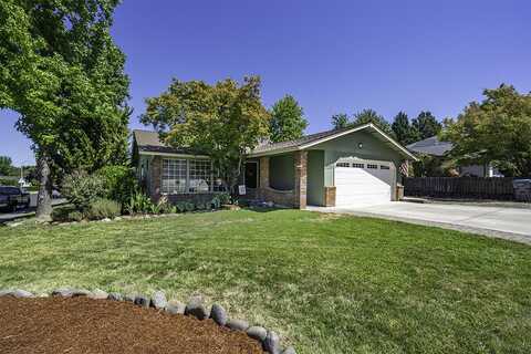 3203 Larue Drive, Medford, OR 97504