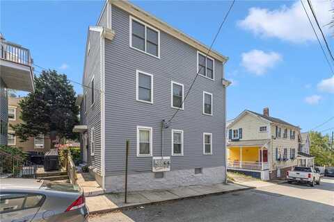 77 Pope Street, Newport, RI 02840