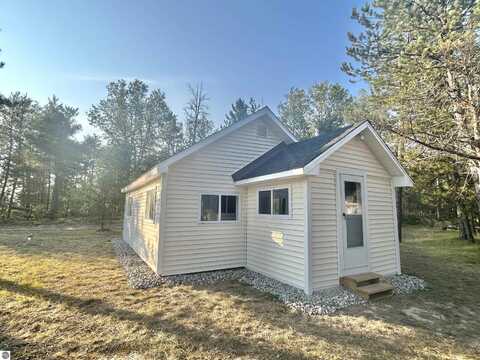 1799 E M-72, Grayling, MI 49738