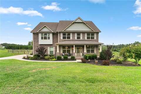 2616 Lunsford Road, Summerfield, NC 27358