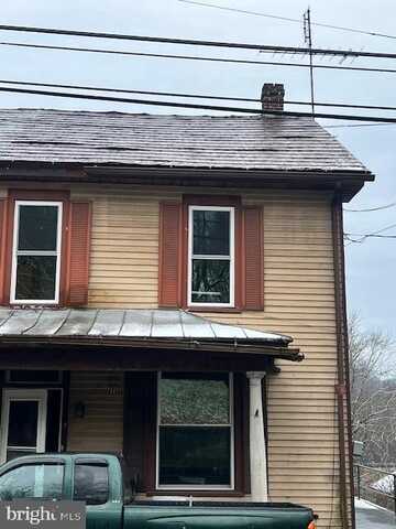 31 S MARKET STREET, MILLERSTOWN, PA 17062