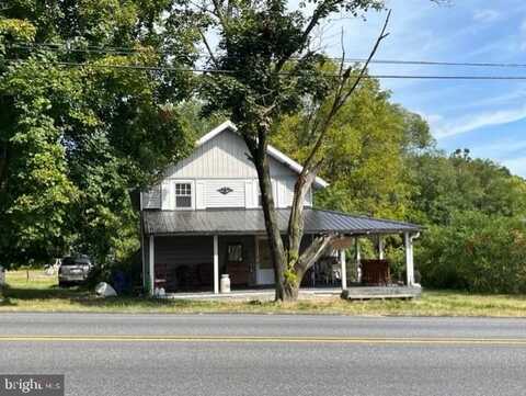 612 N BALTIMORE AVENUE, MOUNT HOLLY SPRINGS, PA 17065