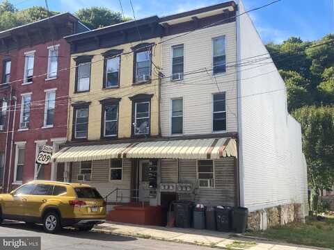 716 - 718 W MARKET STREET, POTTSVILLE, PA 17901