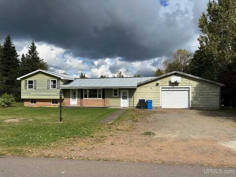 327 W Lake, Michigamme, MI 49861