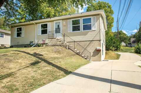 214 NE 7th Street, Waverly, IA 50677