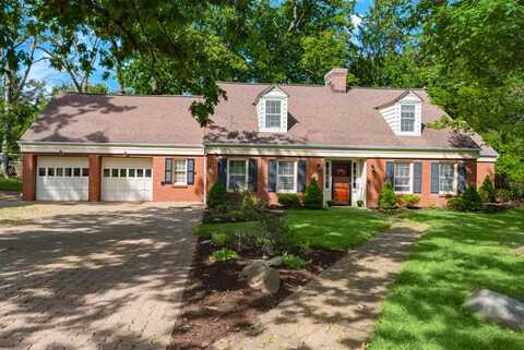 422 Vineyard Dr, Richland, PA 15044