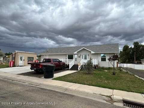 17 W 13th St, Craig, CO 81625